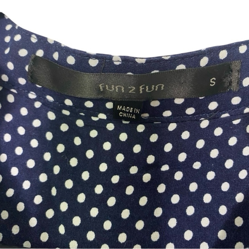 Fun2Fun Navy Polka Dot Blouse Small Sleeveless Rayon Retro Classic Top - Picture 6 of 8